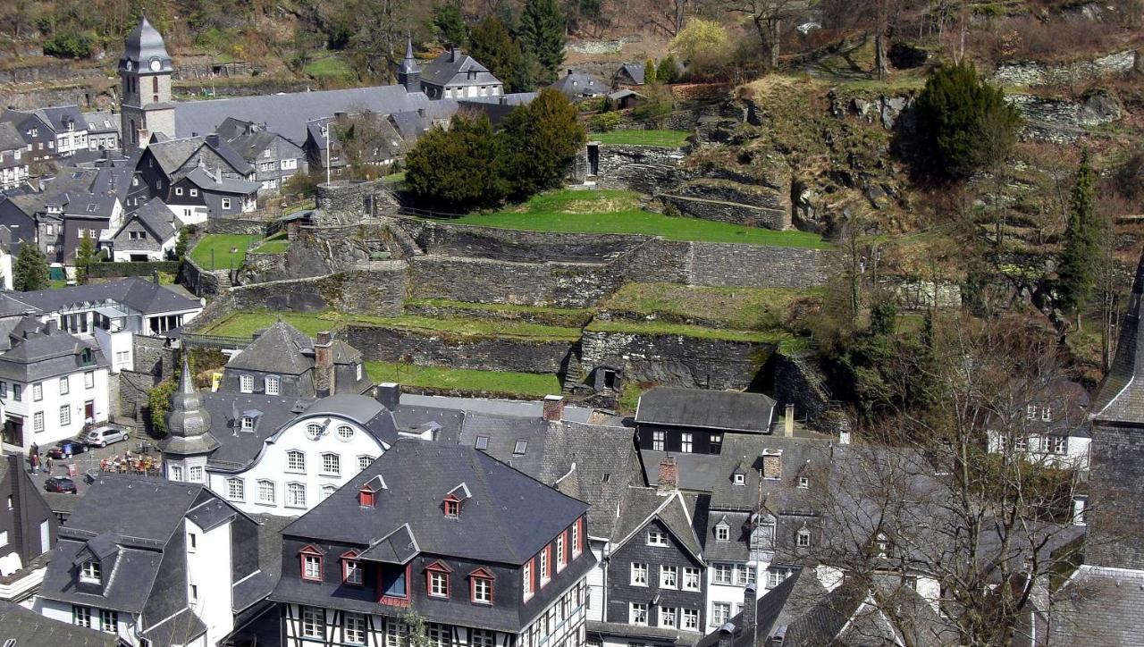 Historisches Haus Im Herzen Von Monschau Eksteriør billede