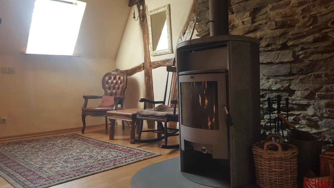 Historisches Haus Im Herzen Von Monschau Eksteriør billede