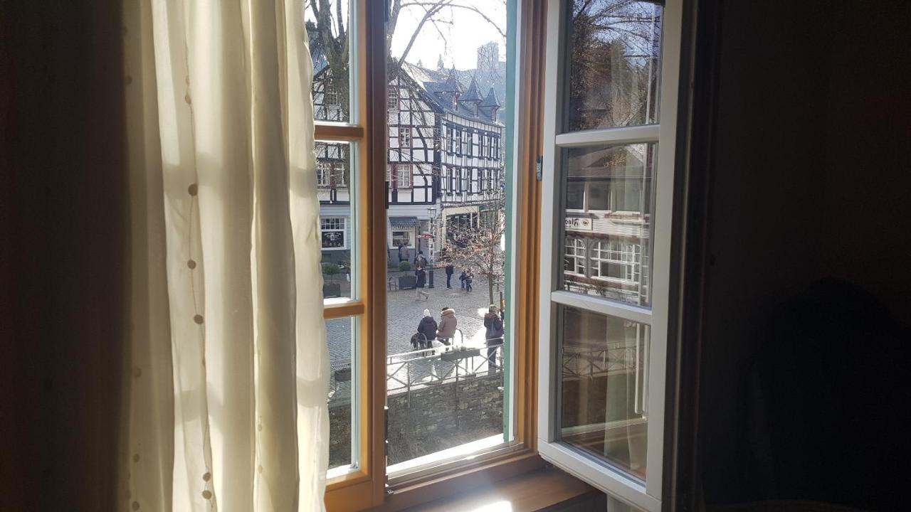 Historisches Haus Im Herzen Von Monschau Eksteriør billede